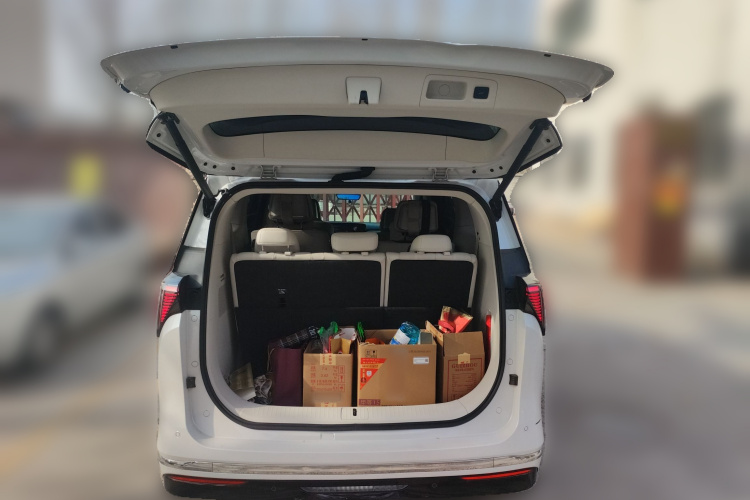 别克GL8新能源 2024款 陆尊 尊享版 7座中控内饰23