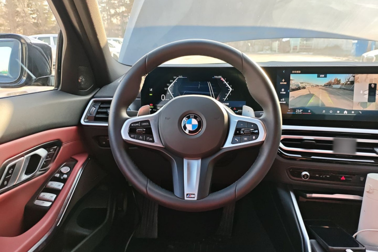 宝马3系 2024款 325i M运动曜夜套装中控内饰13