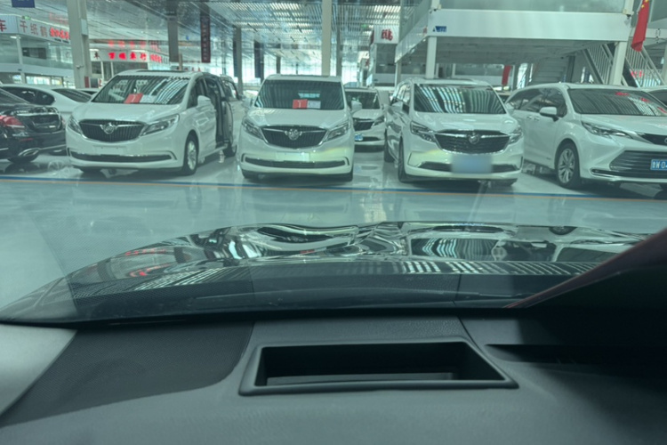 丰田 凯美瑞 2021款 2.0G 豪华版中控内饰7007