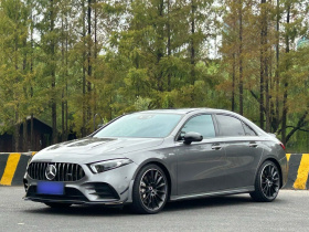奔驰A级AMG 2022款 AMG A 35 L 4MATIC