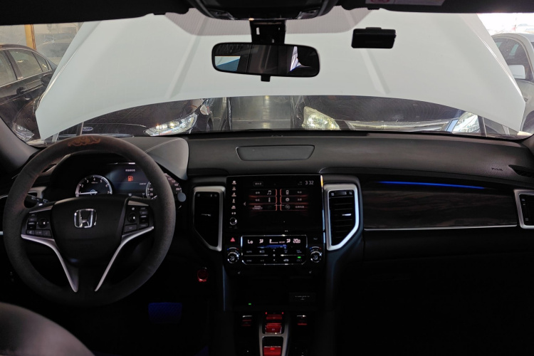 本田UR-V 2017款 370TURBO 两驱尊贵版 国V中控内饰7002