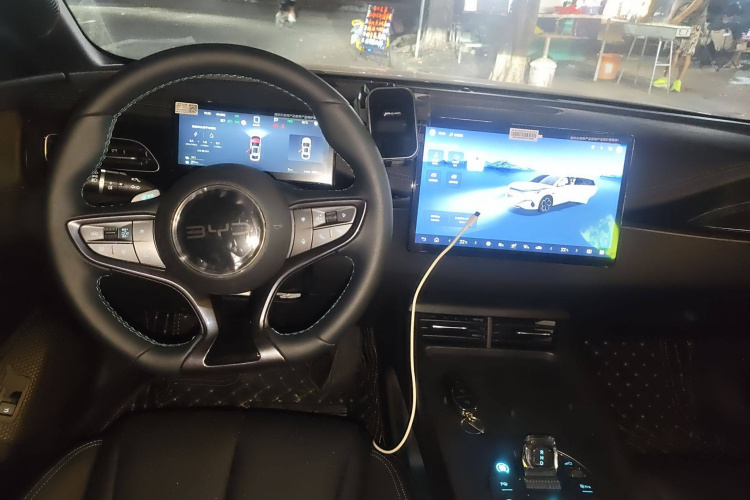 比亚迪 海豹06新能源 2025款 DM-i 智驾版 80KM豪华型中控内饰12