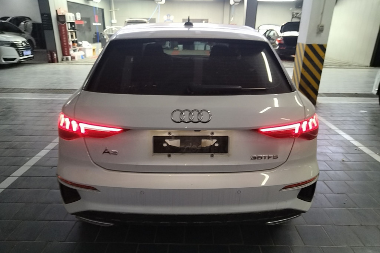 奥迪A3 2021款 Sportback 35 TFSI 豪华运动型车身外观6