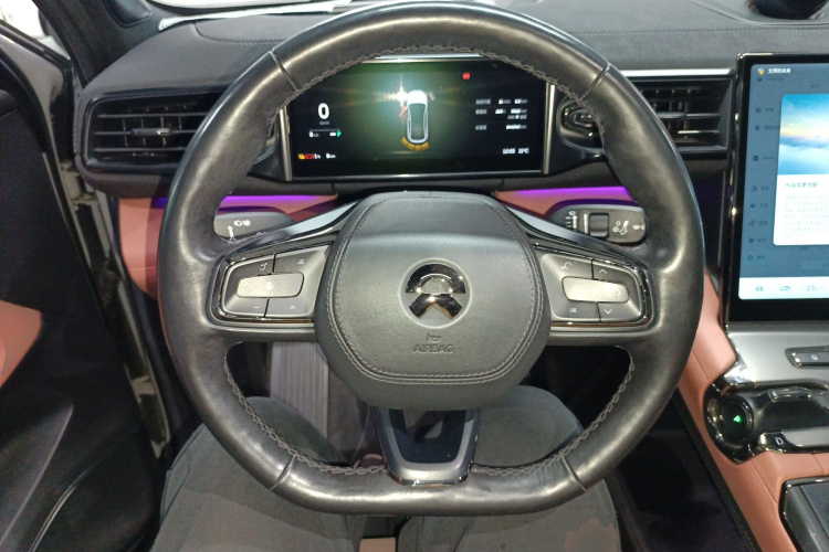 蔚来EC6 2020款 615KM 性能版中控内饰13