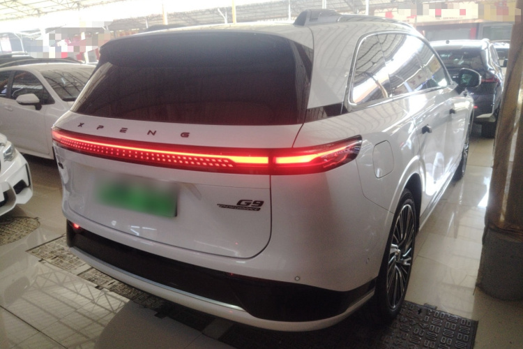 小鹏G9 2022款 650 性能版Max车身外观7