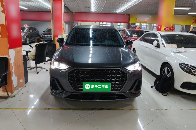 奥迪Q3 2024款 35 TFSI 时尚动感型车身外观6001
