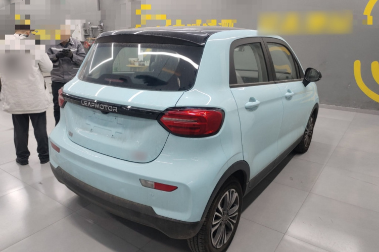 零跑汽车 零跑T03 2025款 403舒享版车身外观6005