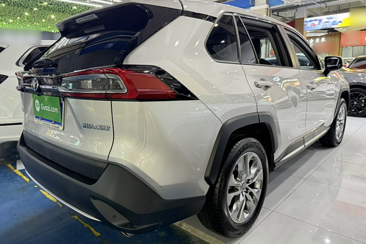 丰田 威兰达 2022款 2.0L CVT两驱豪华版车身外观6002