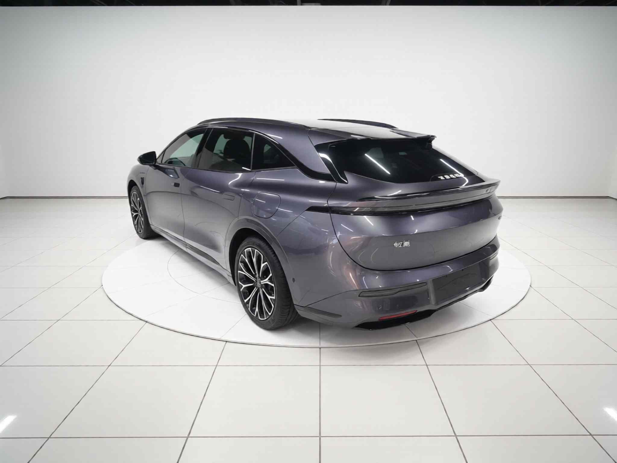 极氪007GT 2025款 后驱智驾版 75kWh(3)