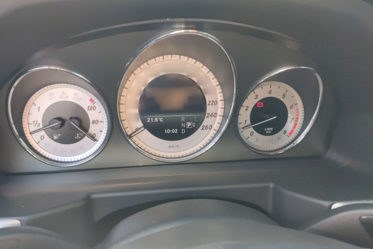 奔驰GLK级 2015款 GLK 300 4MATIC 时尚型 极致版局部细节14