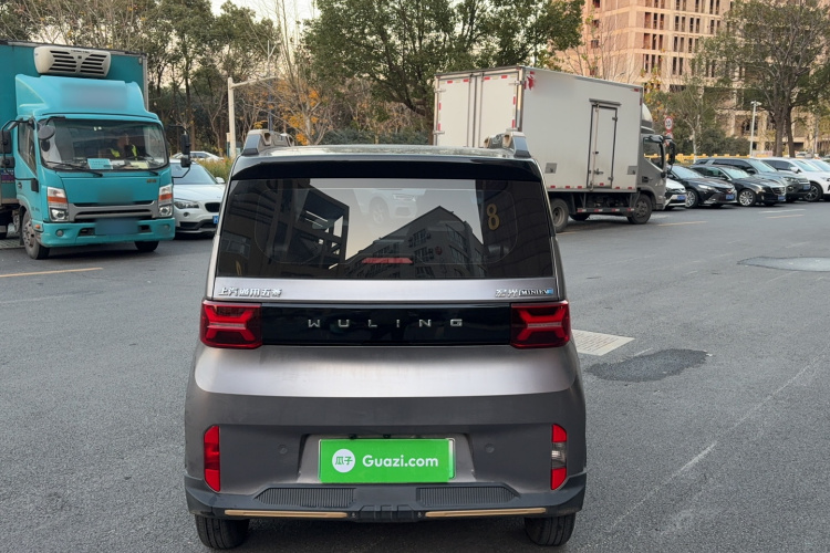 五菱汽车 宏光MINIEV 2022款 GAMEBOY 200km 玩咖款 磷酸铁锂车身外观6005