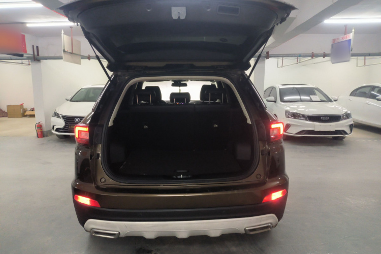 长安CS55 2018款 1.5T 自动炫动型 国V机舱底盘23