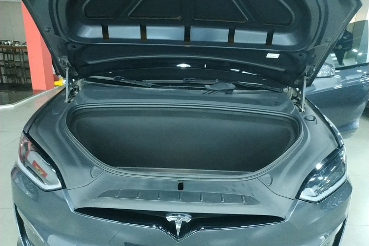 特斯拉 Model X 2023款 双电机全轮驱动版局部细节24