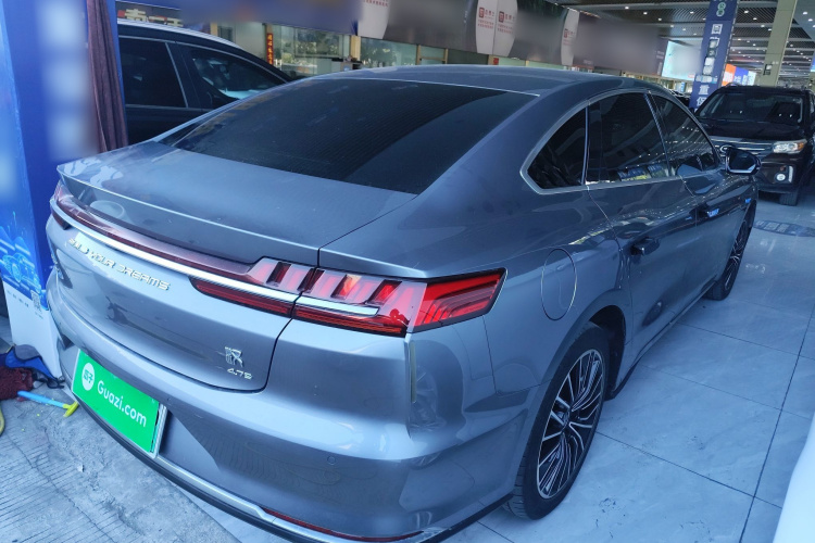 比亚迪 汉 2020款 DM 四驱性能版豪华型车身外观7