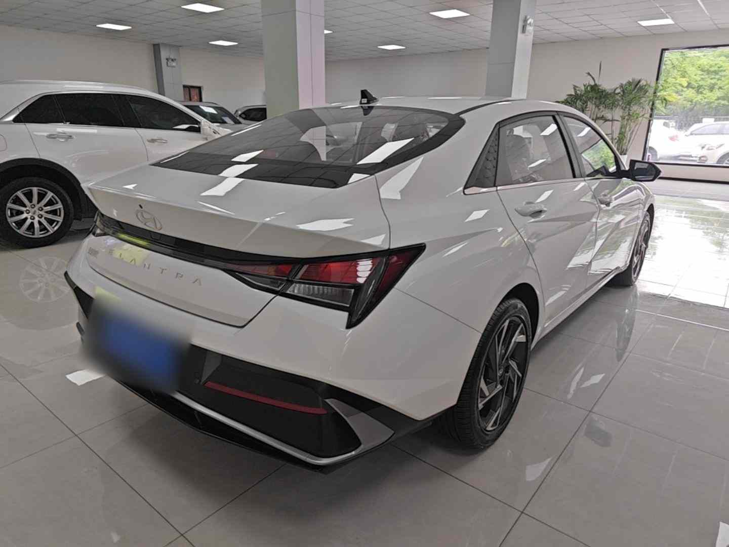 现代 伊兰特 2023款 1.5L CVT GLX精英版(5)