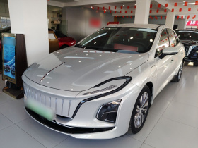 红旗E-QM5 2022款 431km 充电乐享版