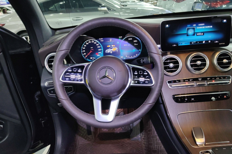 奔驰GLC 2021款 GLC 300 L 4MATIC 动感型局部细节13