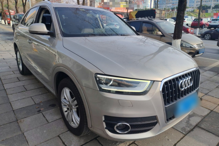 奥迪Q3 2013款 35 TFSI quattro 技术型车身外观3