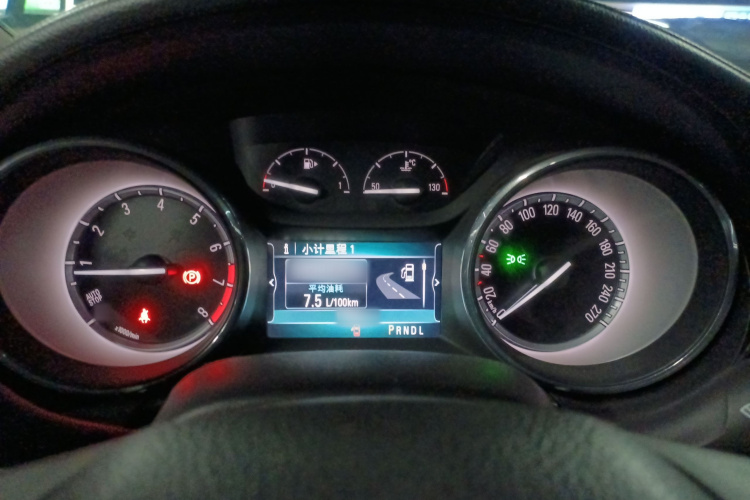 别克 威朗 2015款 三厢 20T 双离合精英型局部细节14