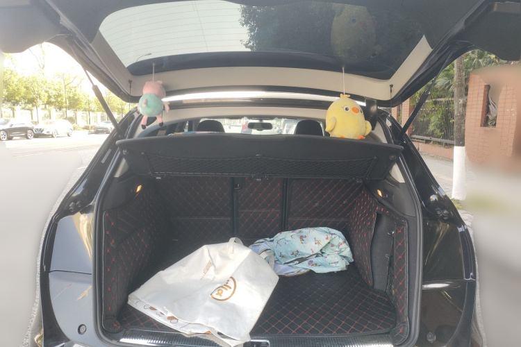 奥迪Q5 2018款 典藏版 40 TFSI 技术型中控内饰23