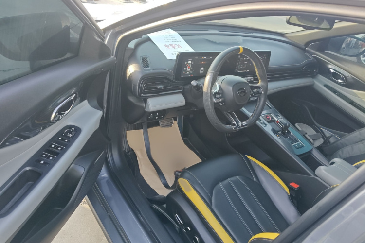 广汽传祺 影豹 2021款 270T DCT J16版中控内饰7003