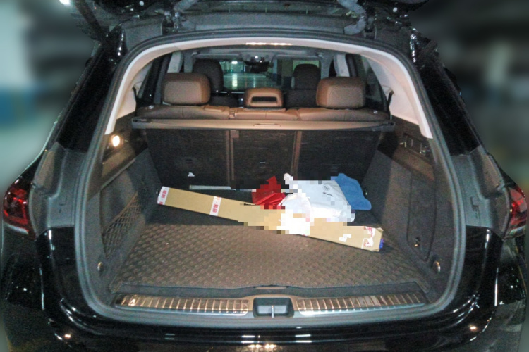 奔驰GLE 2023款 GLE 350 4MATIC 时尚型中控内饰23