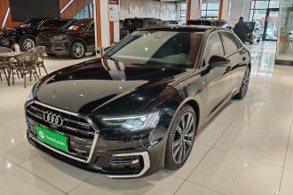 奥迪A6L 2023款 改款 45 TFSI quattro 臻选动感型