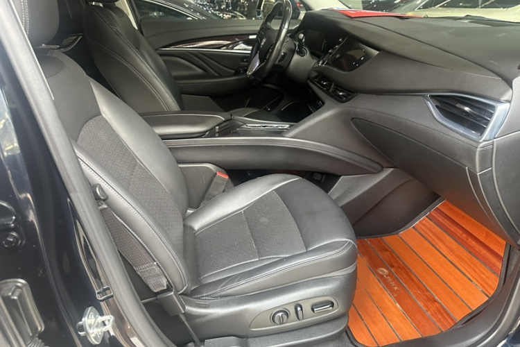 别克 昂科旗 2020款 28T 两驱尊贵型中控内饰7006