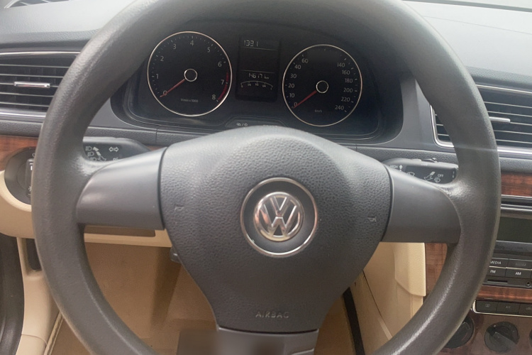 大众 朗逸 2013款 改款经典 1.6L 自动舒适版局部细节13