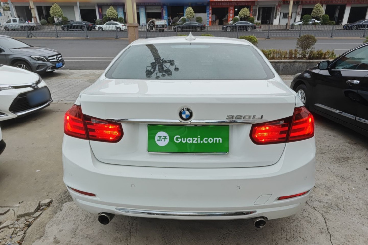 宝马3系 2015款 320Li 超悦版时尚型车身外观6004