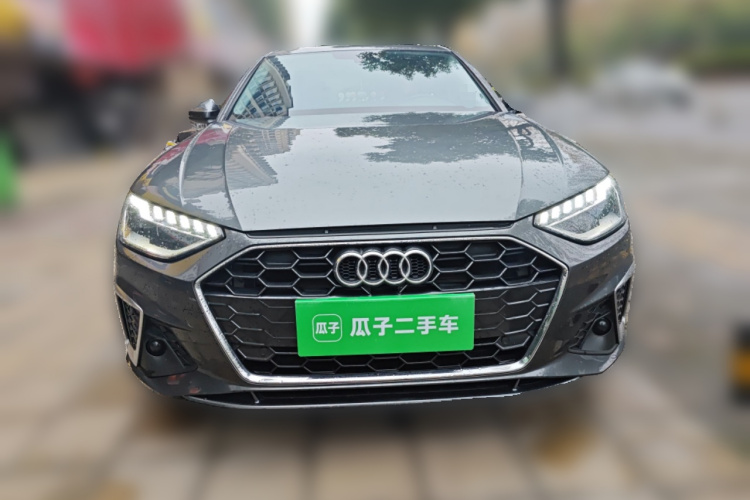 奥迪A4L 2022款 40 TFSI 时尚动感型车身外观2