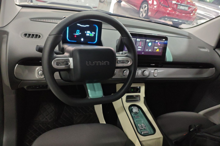 长安启源 长安Lumin 2023款 301km 蜜沁款中控内饰7002