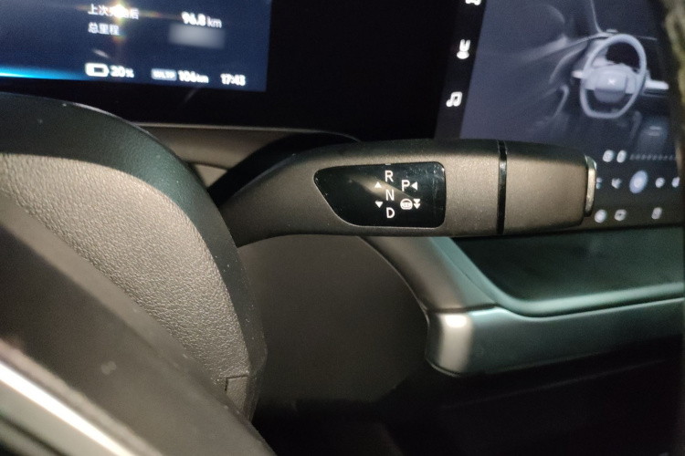 小鹏P7 2022款 586G局部细节18