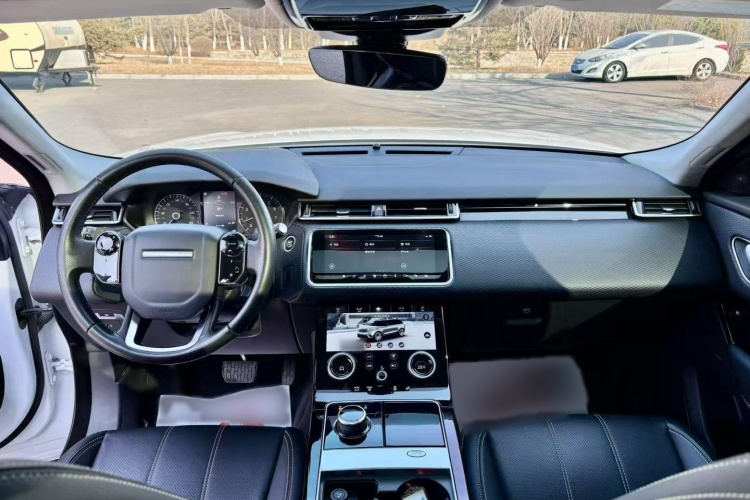 路虎 揽胜星脉 2018款 P250 S中控内饰7004