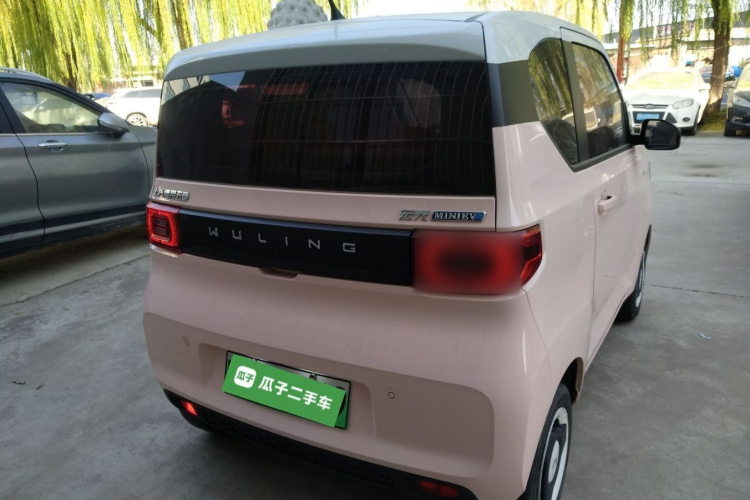 五菱汽车 宏光MINIEV 2022款 马卡龙臻享款 磷酸铁锂车身外观6004