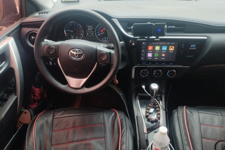 丰田 卡罗拉 2017款 改款 1.2T S-CVT GL-i中控内饰13
