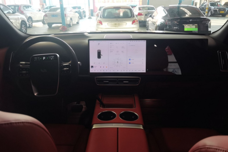 理想汽车 理想L8 2023款 Pro中控内饰12