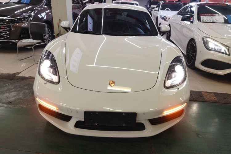 保时捷718 2020款 Cayman 2.0T车身外观2