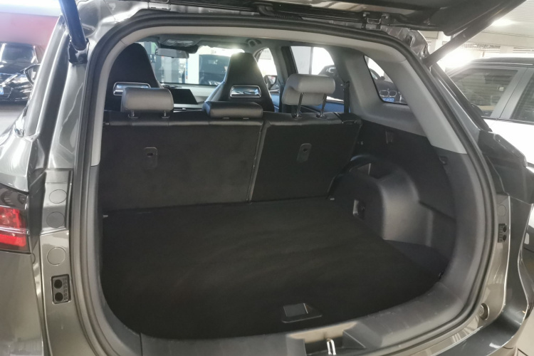 长安CS75 PLUS 2022款 第二代 1.5T 自动尊贵型局部细节23