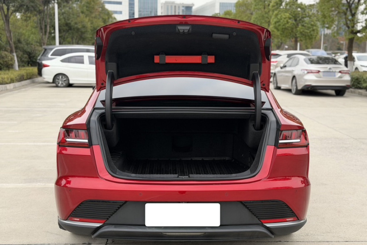 比亚迪 汉 2020款 EV 四驱高性能版旗舰型车身外观6004