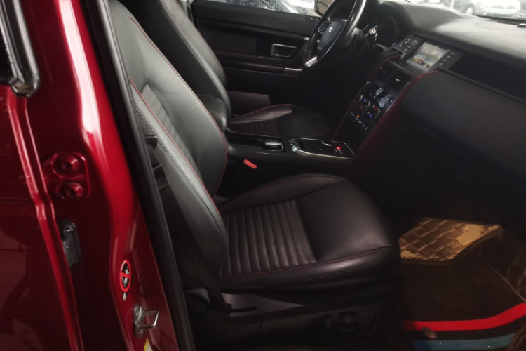 路虎 发现神行 2019款 240PS SE Dynamic版 国VI局部细节41