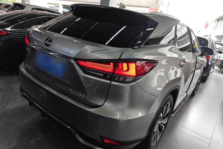 雷克萨斯RX 2020款 改款 450h 四驱典雅版车身外观7