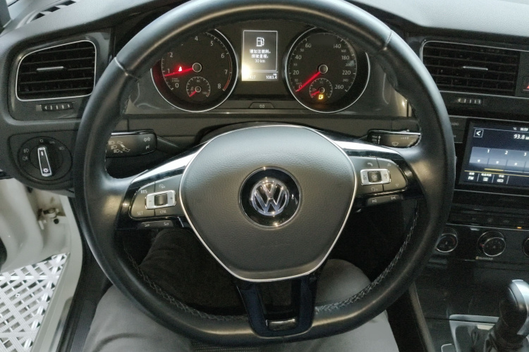 大众 高尔夫 2018款 1.6L 自动舒适型中控内饰13