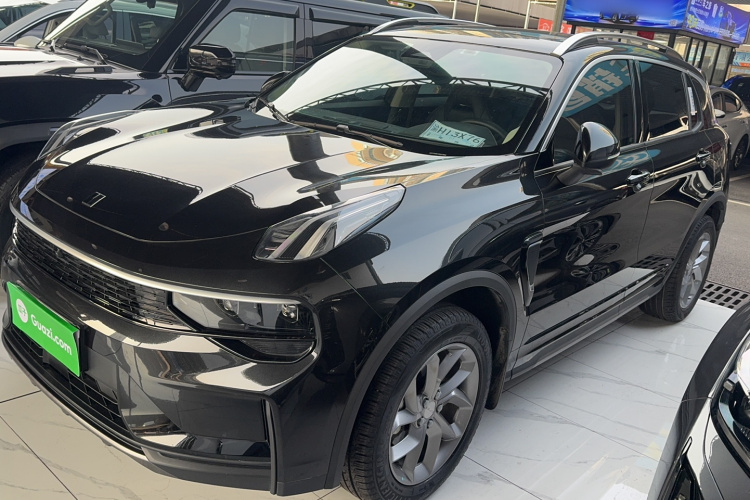 领克01 2023款 2.0TD 两驱亚运版车身外观1