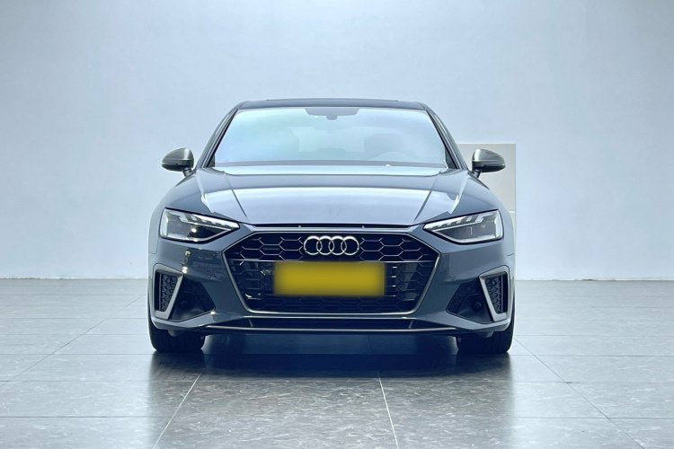 奥迪A4L 2022款 40 TFSI quattro RS套件燃速型车身外观6002