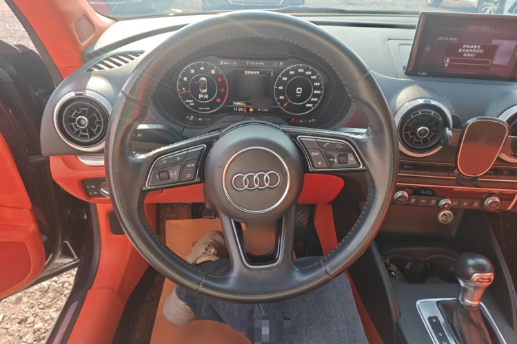 奥迪A3(进口) 2017款 Cabriolet 40 TFSI中控内饰13