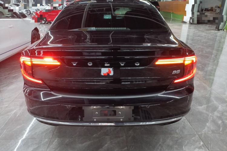 沃尔沃S90 2024款 B5 智逸豪华版车身外观6004