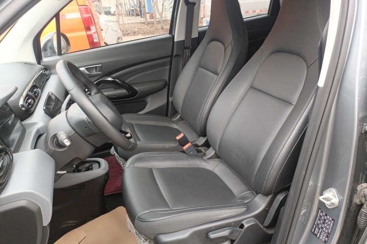 零跑汽车 零跑T03 2020款 400豪华版局部细节19