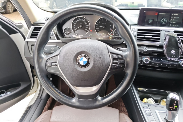 宝马3系 2019款 320Li 时尚型中控内饰13