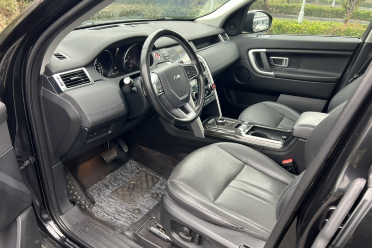 路虎 发现神行 2018款 240PS SE版中控内饰7002